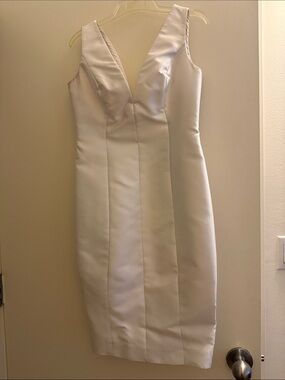 Carolina Herrera Silk White Satin V-Neck Sheath Dress